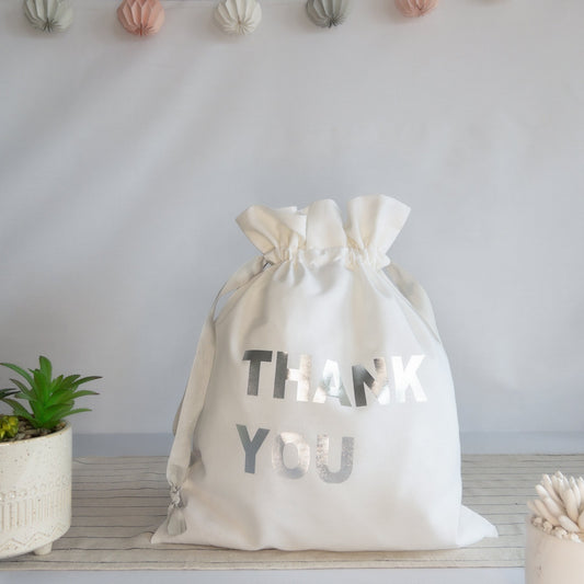 PERSONALISED MEDIUM WHITE DRAWSTRING WEDDING BAG